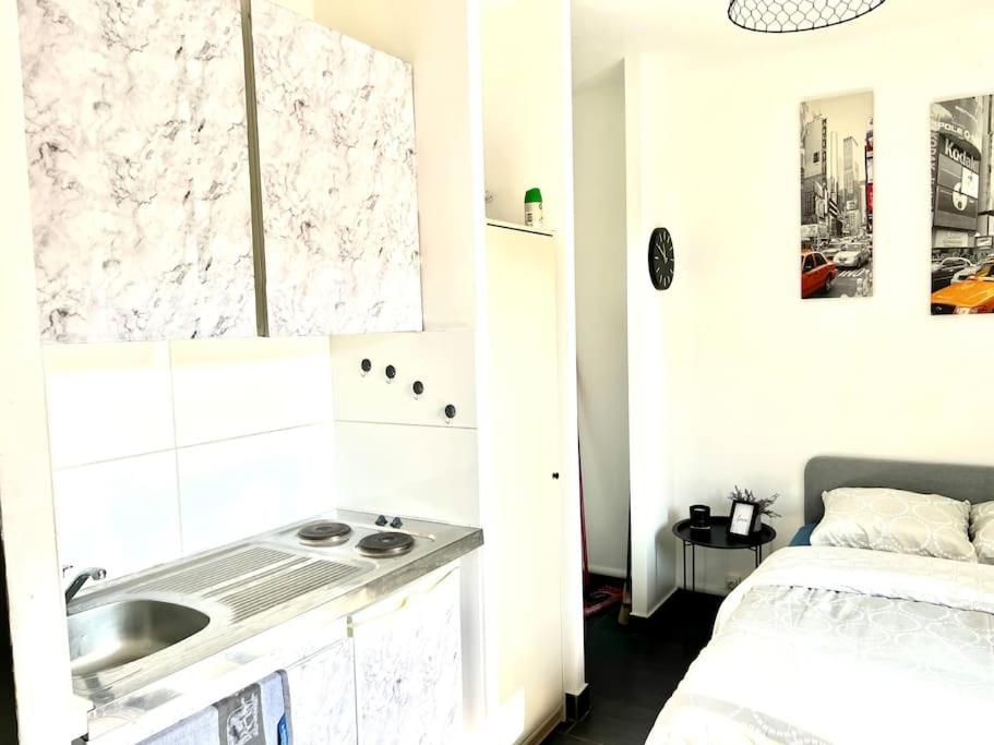 Studio Cosy, Netflix, M Flachet Apartamento Villeurbanne Exterior foto
